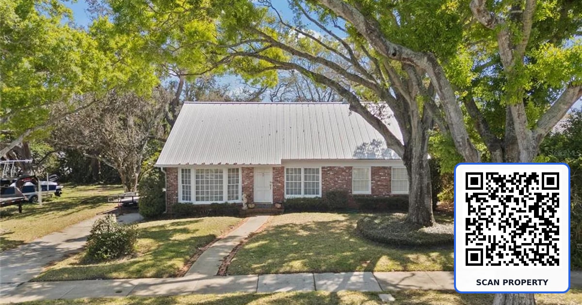 502 HILLCREST AVENUE property photo