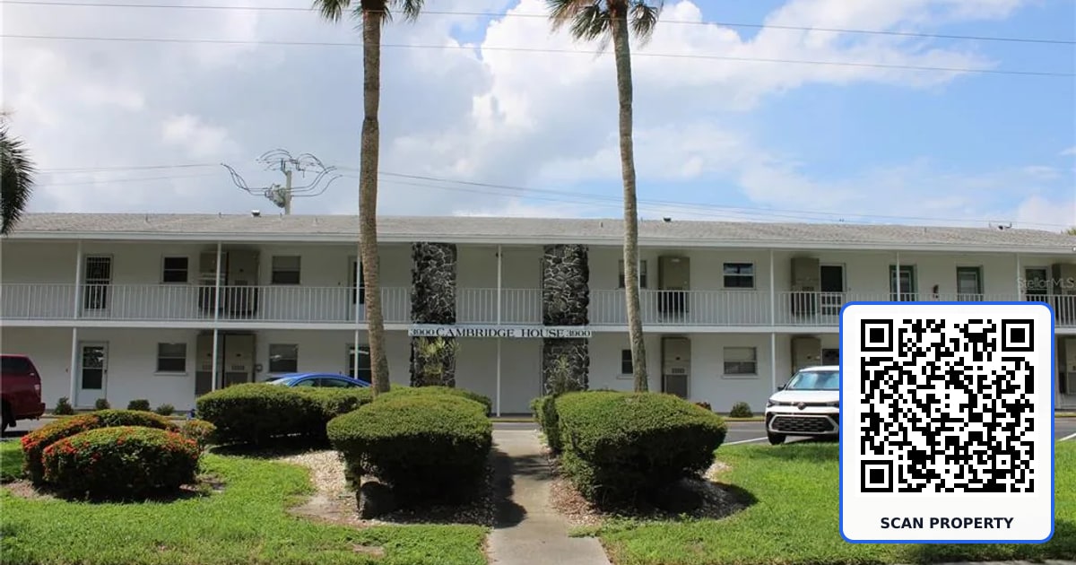3900 ROXANE BOULEVARD UNIT 10B property photo