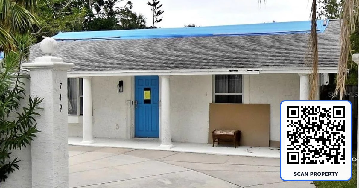 749 SIESTA DRIVE property photo