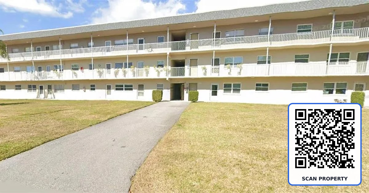 5725 12TH AVENUE N UNIT 304D property photo