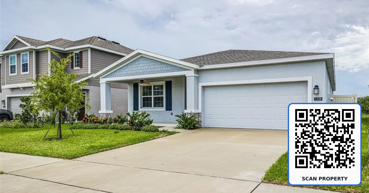 1228 TYLER LOOP property photo