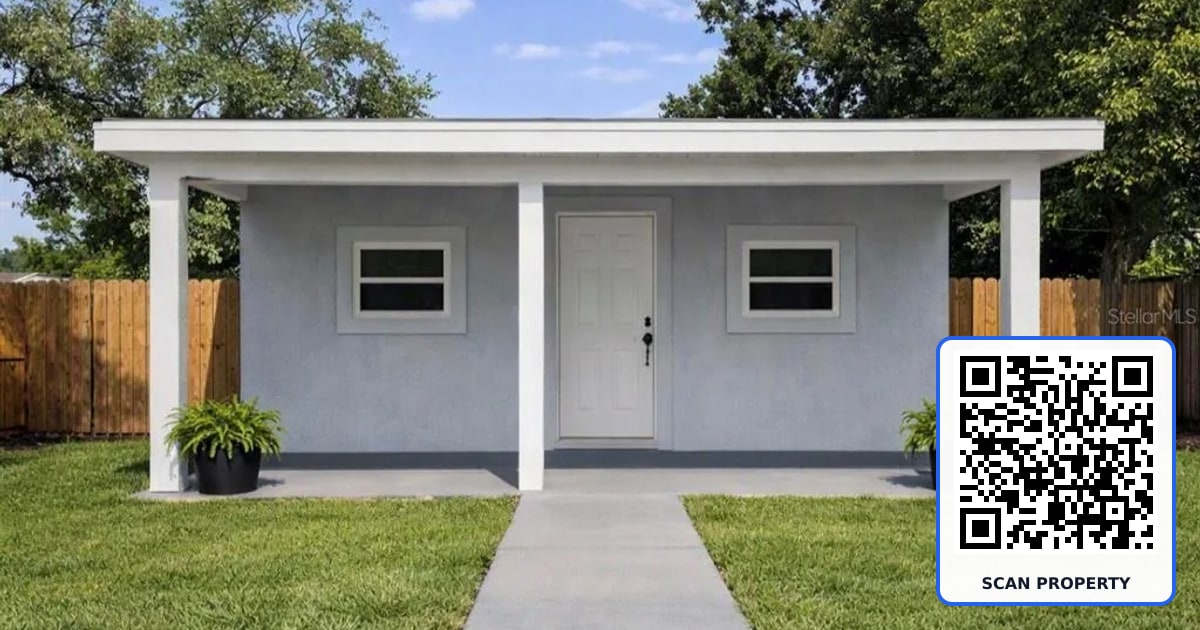 8906 N ALBANY AVENUE property photo