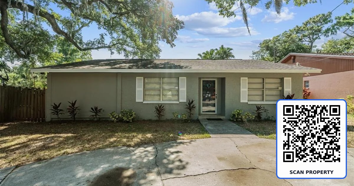 9616 N OKLAWAHA AVENUE UNIT 1/2 property photo