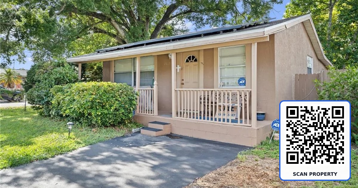 2615 W COMANCHE AVENUE property photo