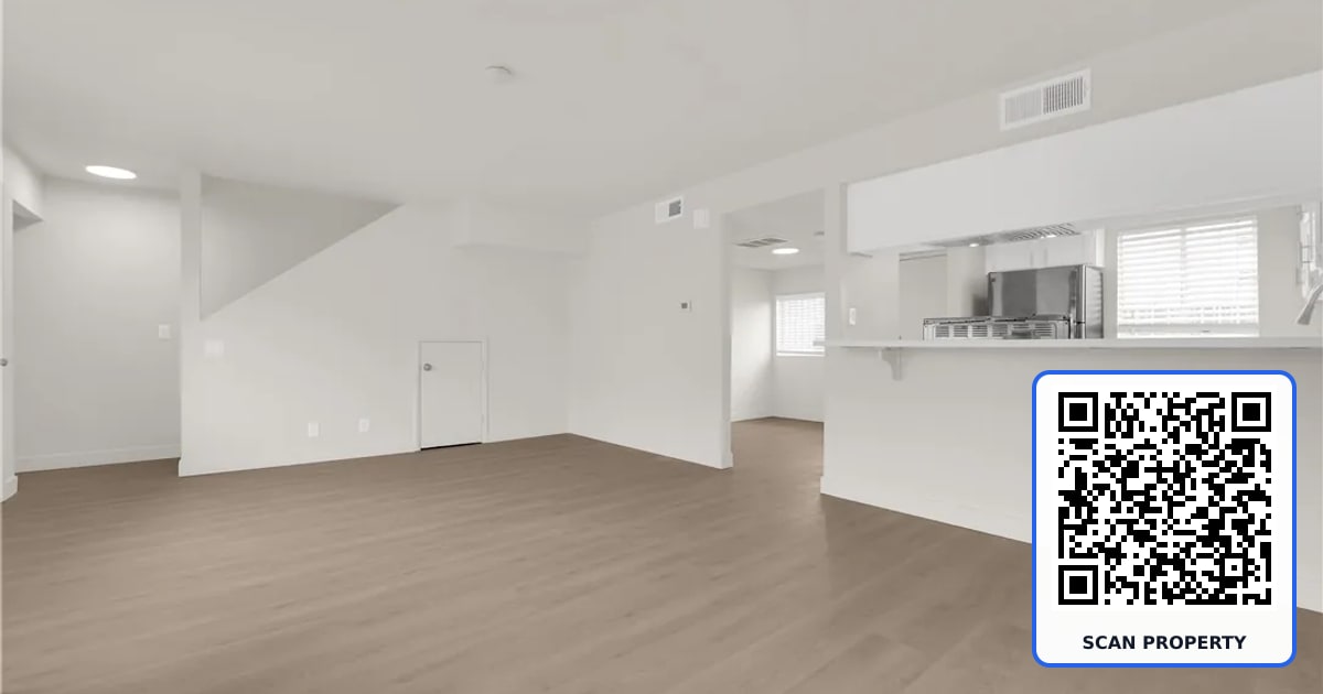 200 North Bruce Street C property photo