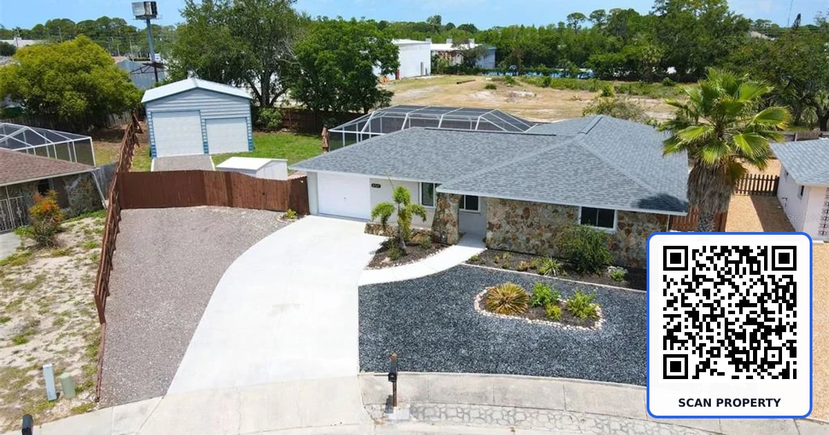 8747 HEMLOCK LANE property photo