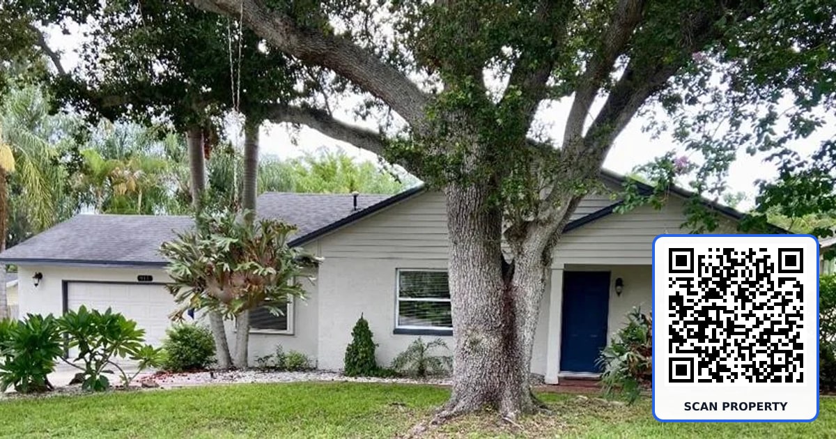 915 HARBOR HILL DRIVE property photo