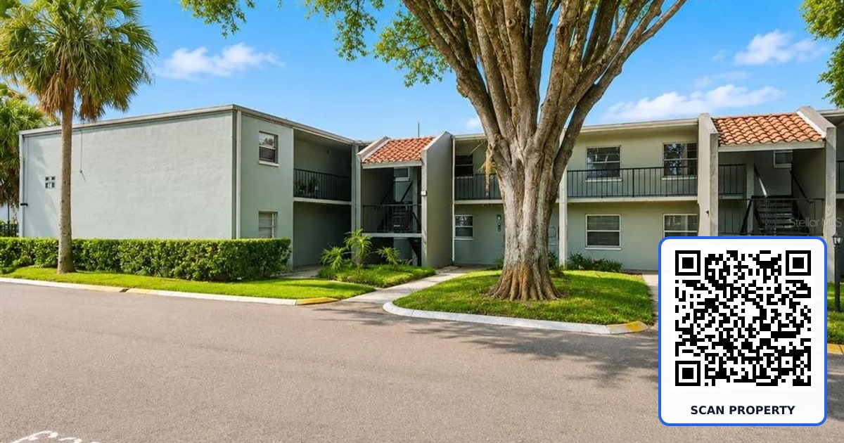 2812 SOMERSET PARK DRIVE UNIT 105 property photo