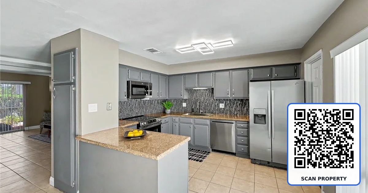 572 Willow Green Drive property photo