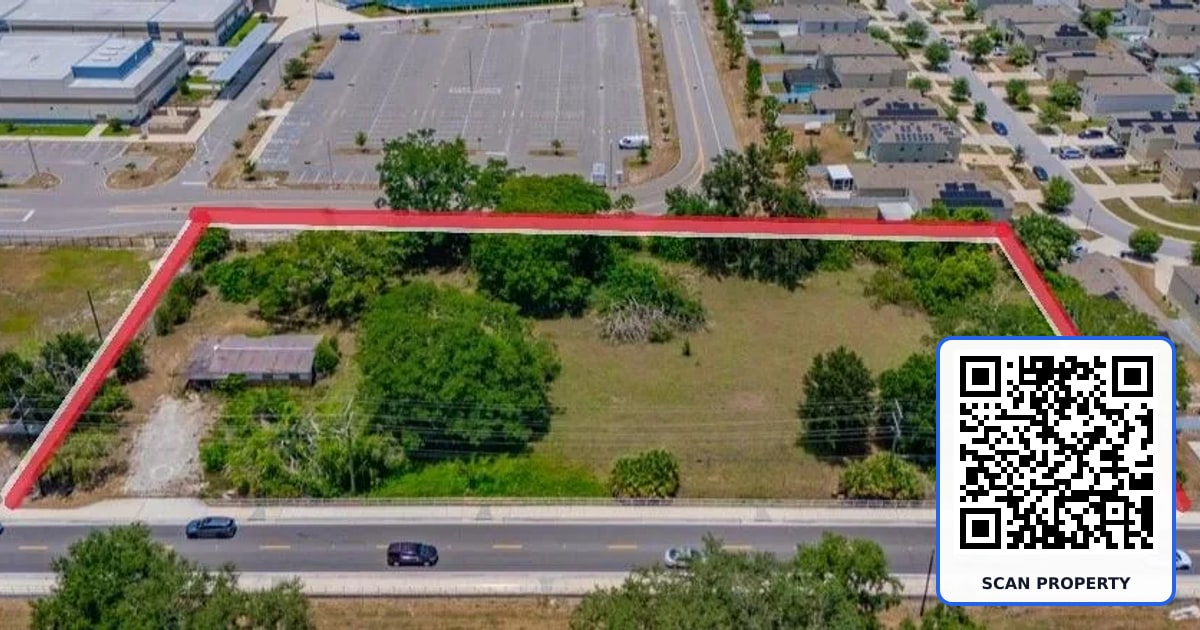 10912 672 HIGHWAY property photo