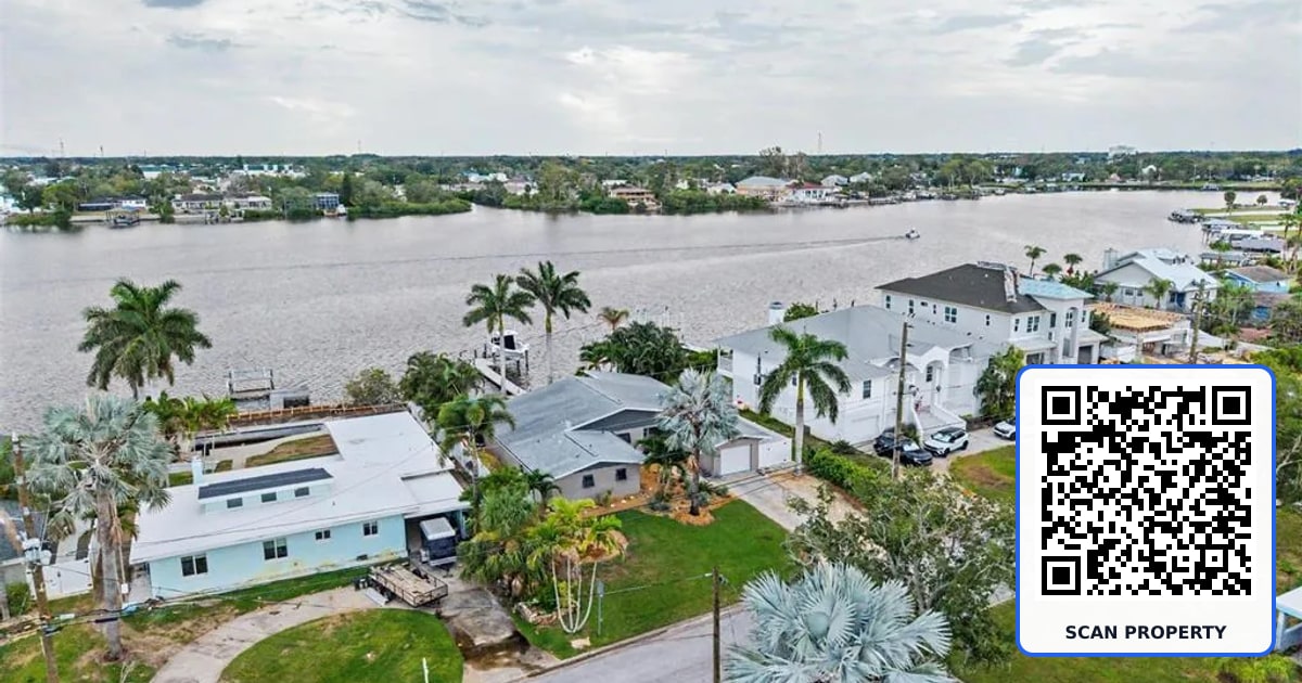 704 BAYSHORE DRIVE property photo