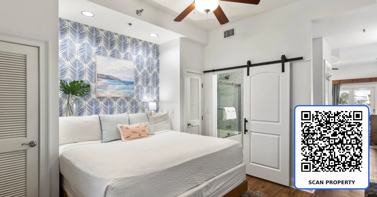 114 Carillon Market Street UNIT 102 property photo