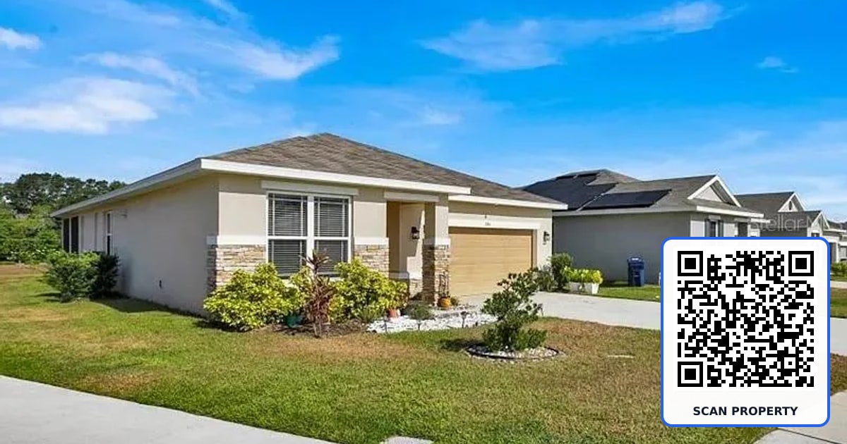 380 LAKE SMART CIRCLE property photo