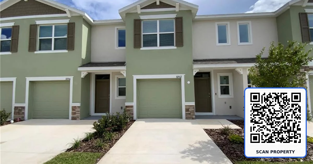 32562 MIDSUMMER NIGHT LANE property photo