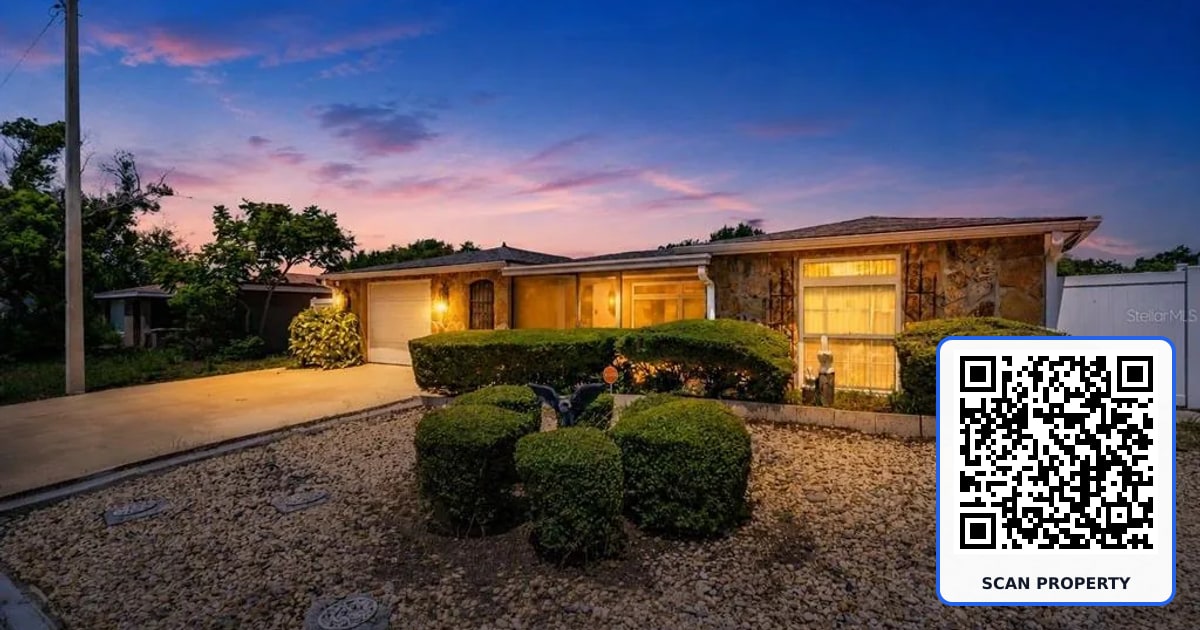 7825 BLOOMFIELD DRIVE property photo