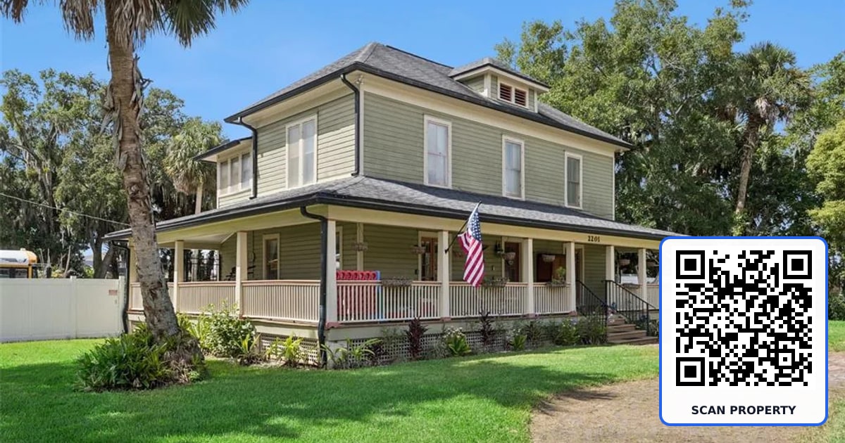 2201 CELERY AVENUE property photo