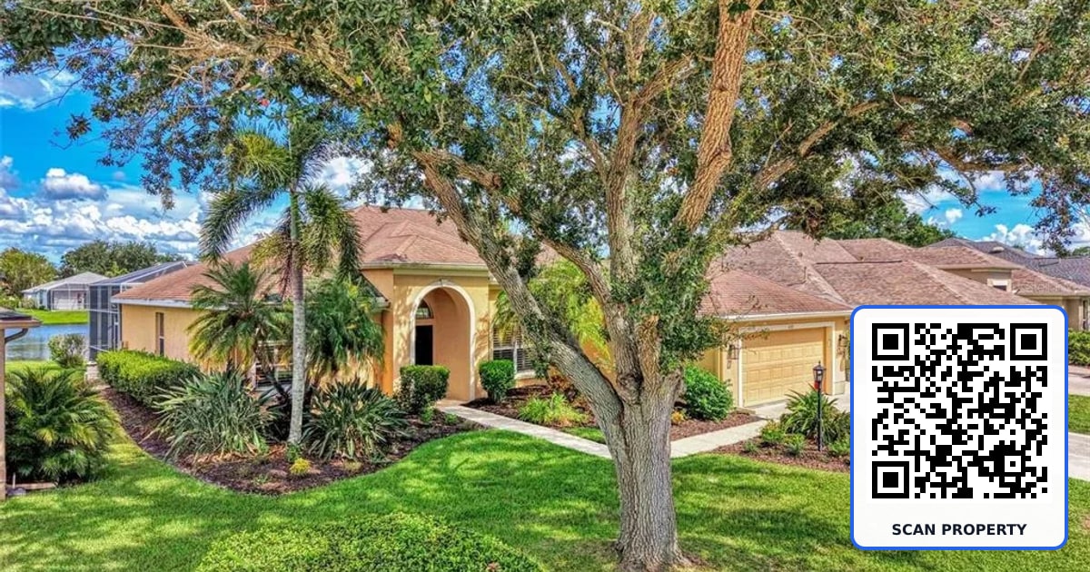 6721 CARLYLE LANE property photo