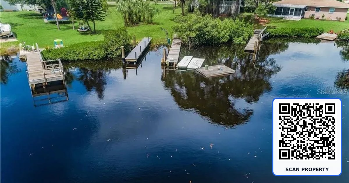 RIVERSIDE DRIVE property photo
