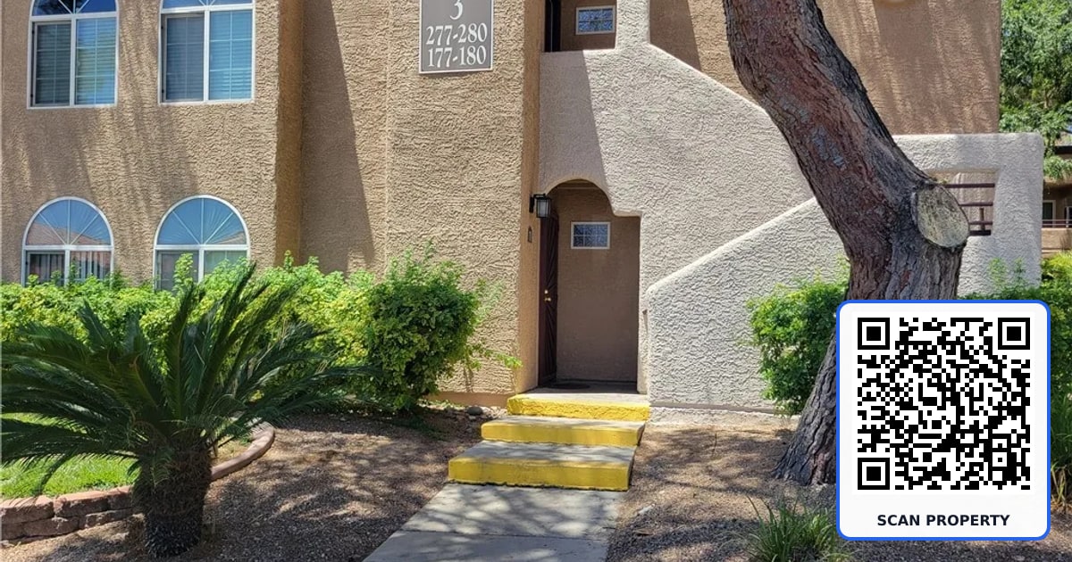 9325 West Desert Inn Road 178 property photo