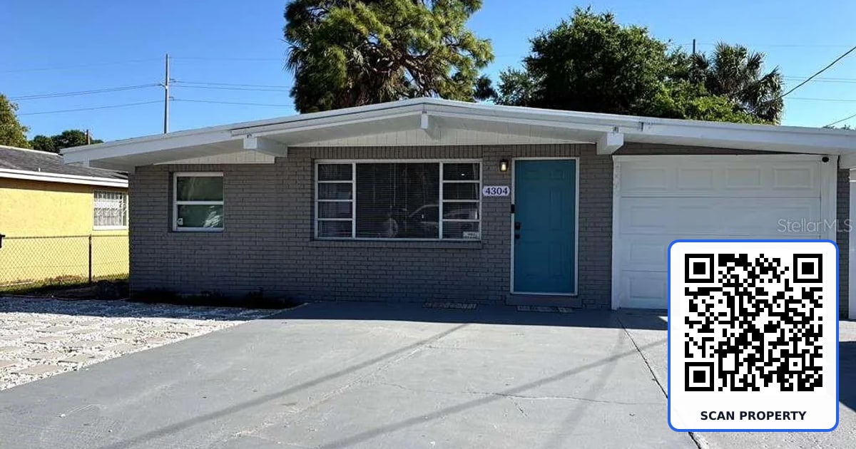 4304 W ARCH STREET property photo