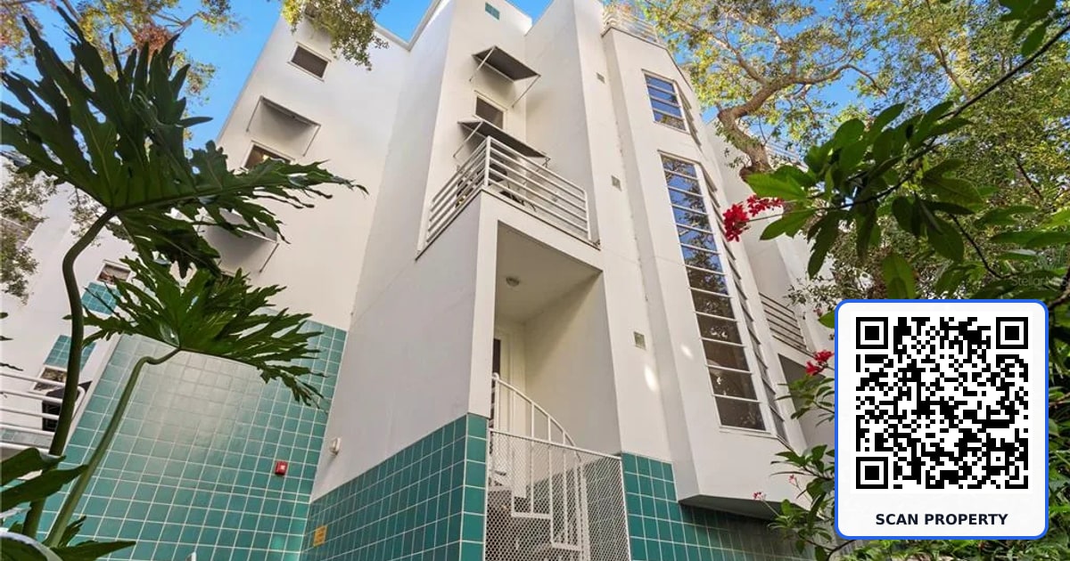 4950 BAYSHORE BOULEVARD UNIT 13C property photo
