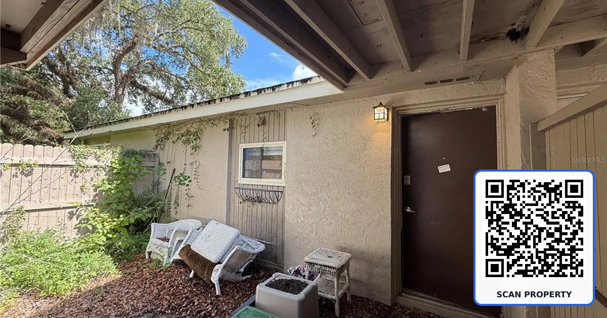 8649 LAKE ISLE DRIVE UNIT 182 property photo