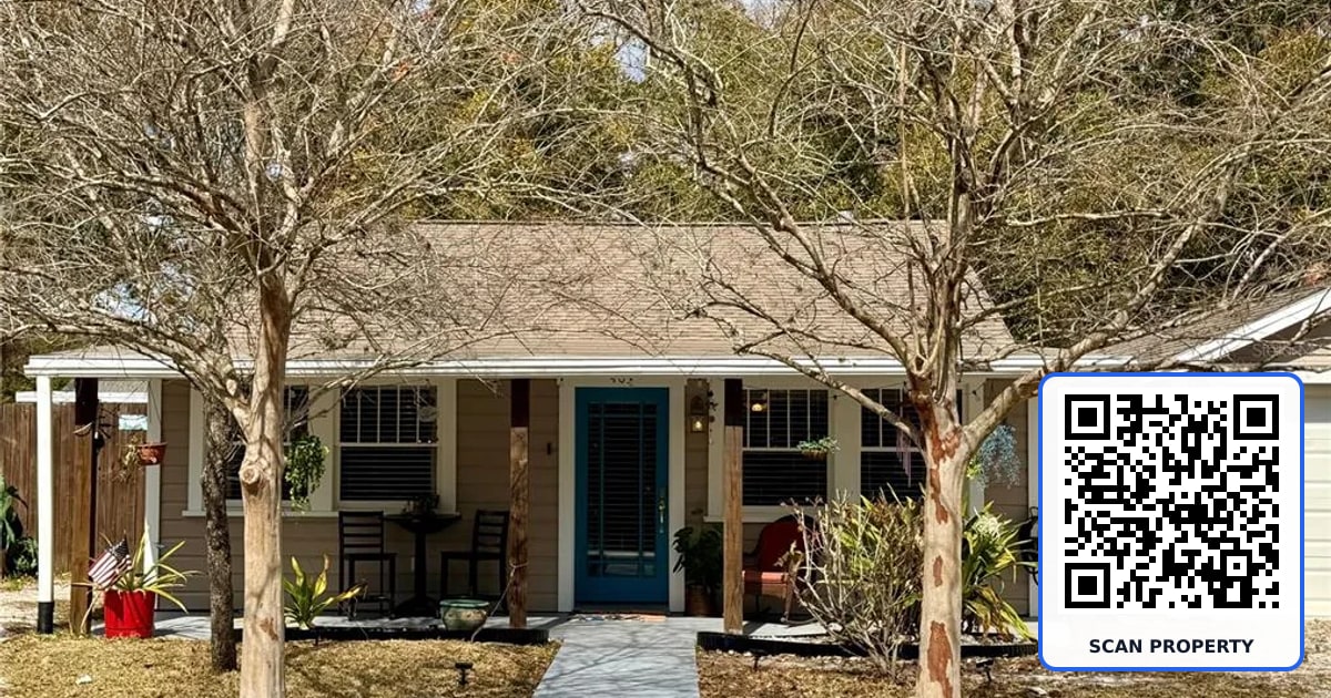403 W CHELSEA STREET property photo
