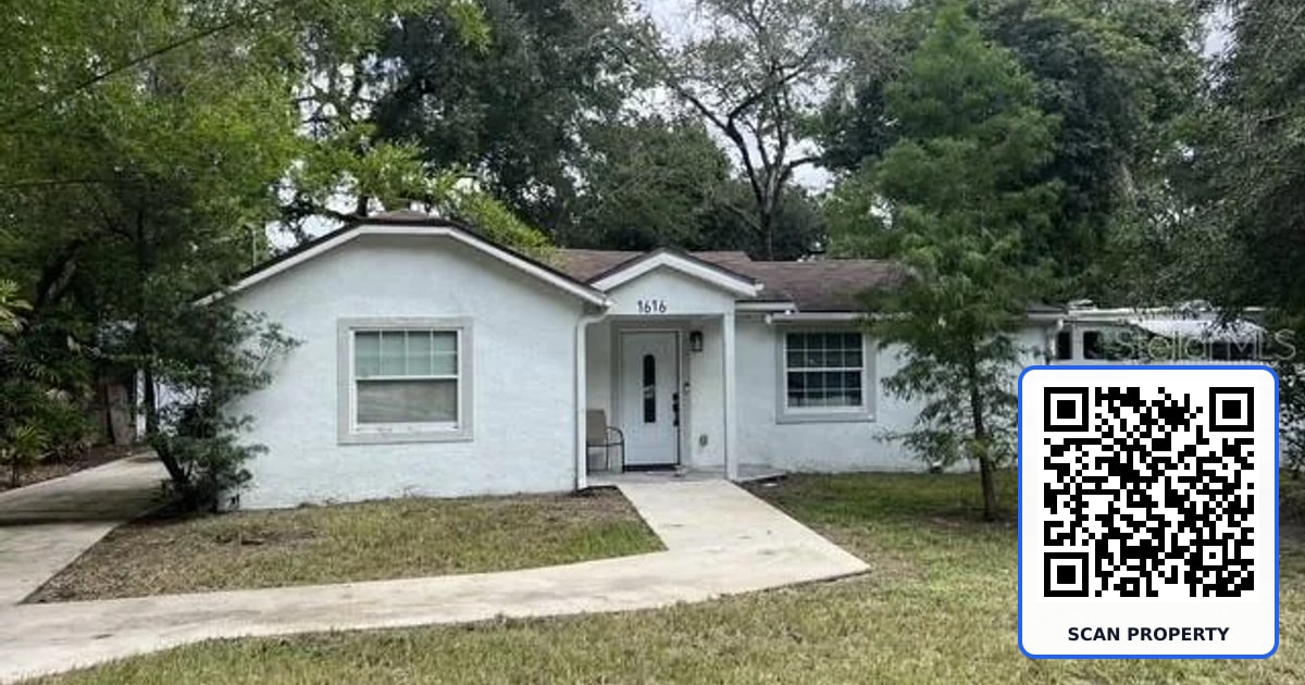 1616 E MARKS DRIVE property photo