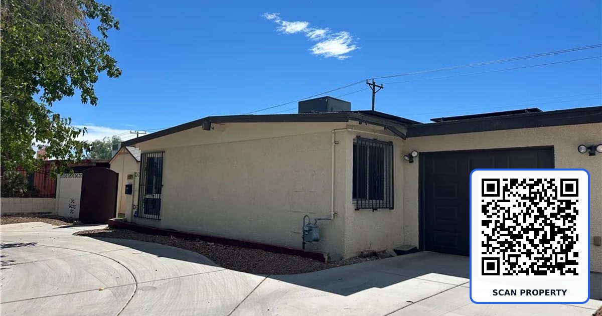 1571 Serenada Avenue property photo