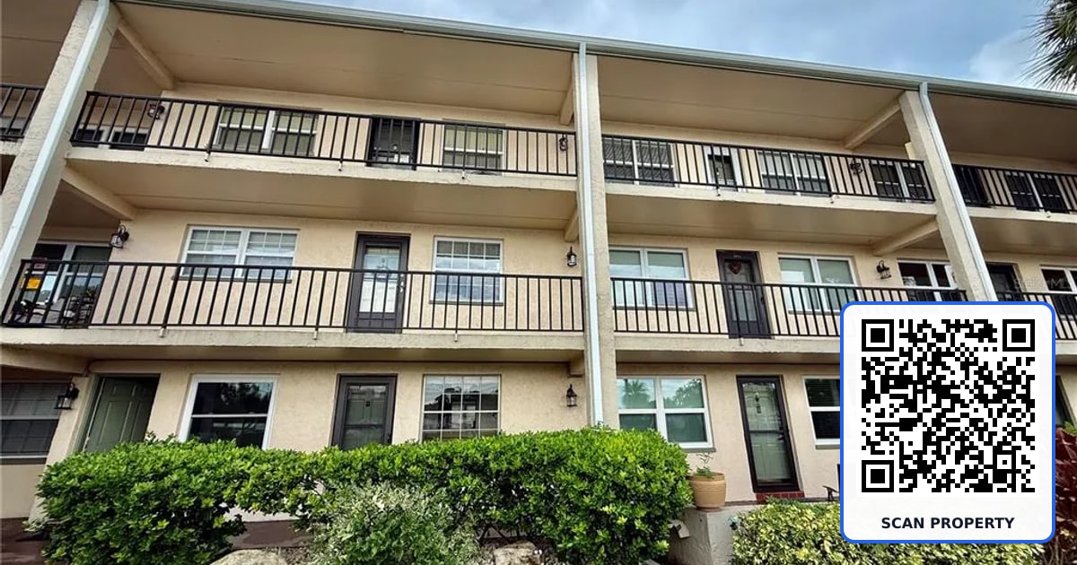 11700 PARK BOULEVARD UNIT 106 property photo