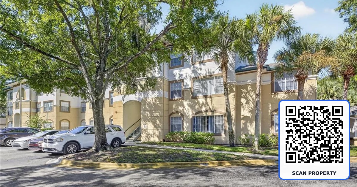 17108 CARRINGTON PARK DRIVE UNIT 724 property photo